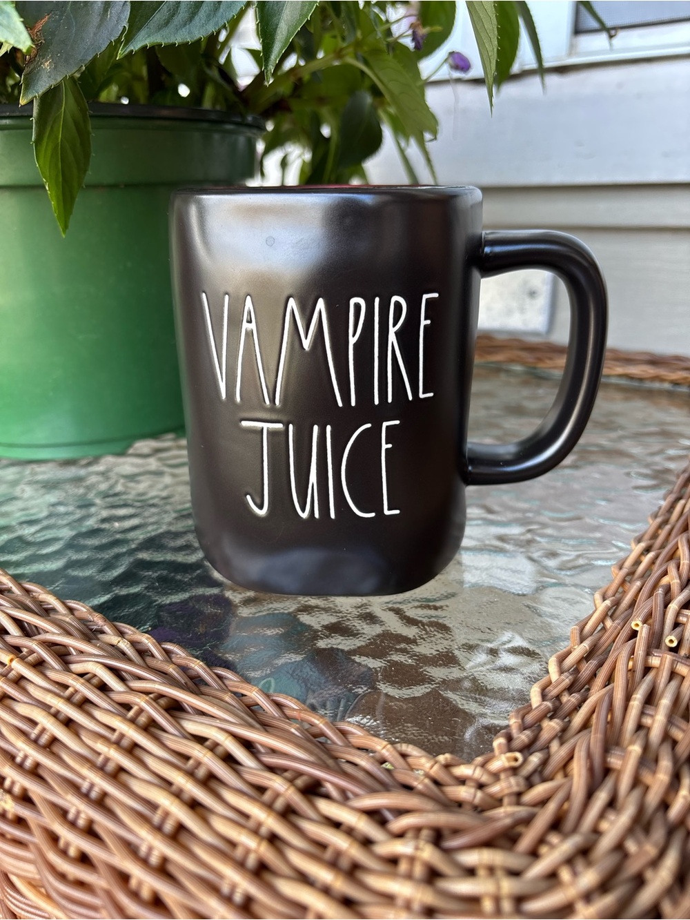 Rae Dunn “VAMPIRE JUICE” Black Holiday Halloween Coffee Tea Mug